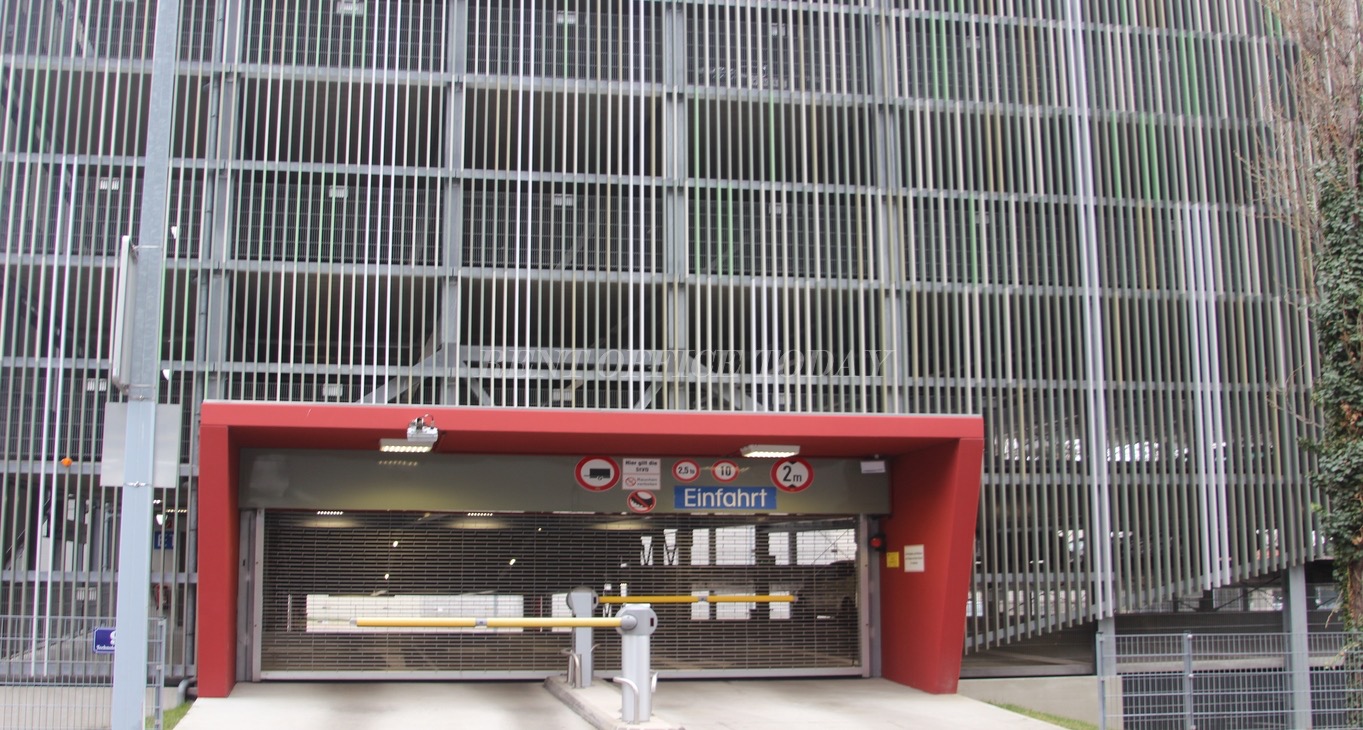 Rent office Evroplaza, Phase 5 — photo 1