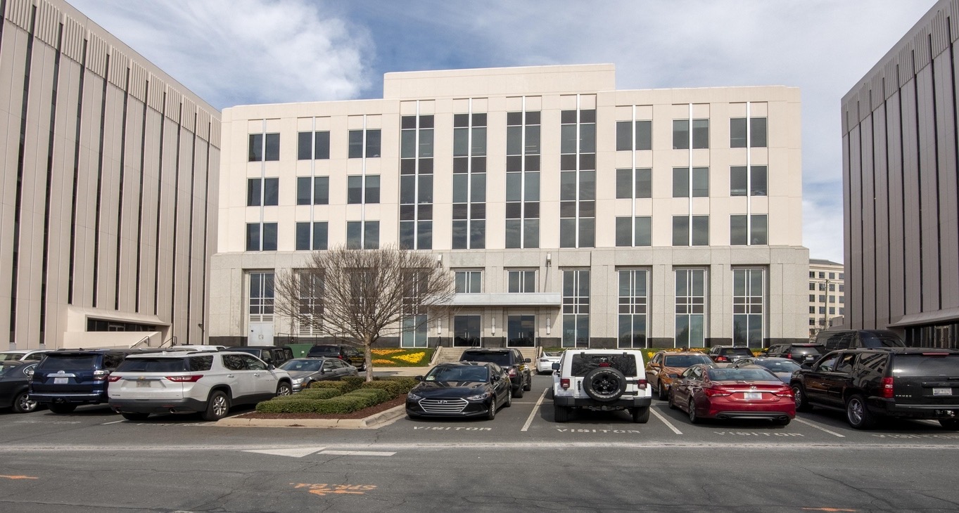 Rent office Fairview Plaza I — photo 9