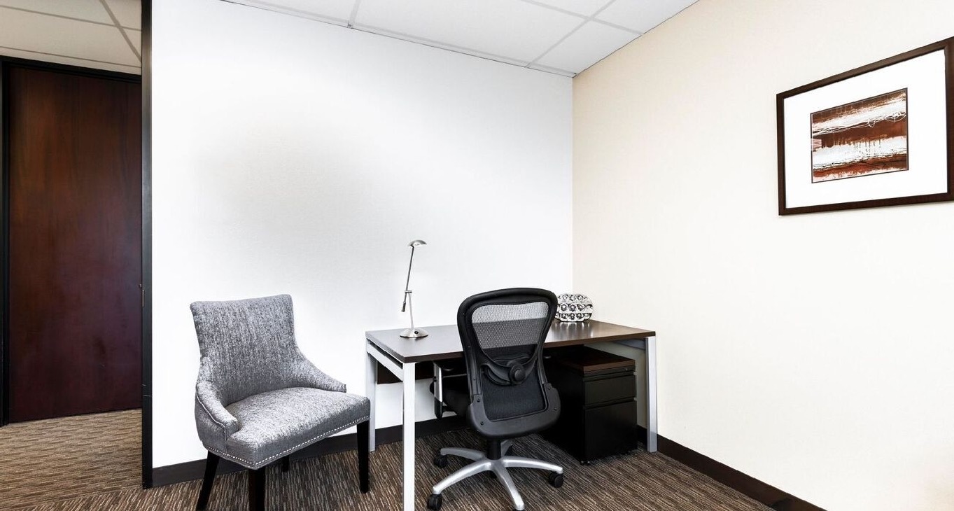 Rent office Fairview Road 6201 — photo 4