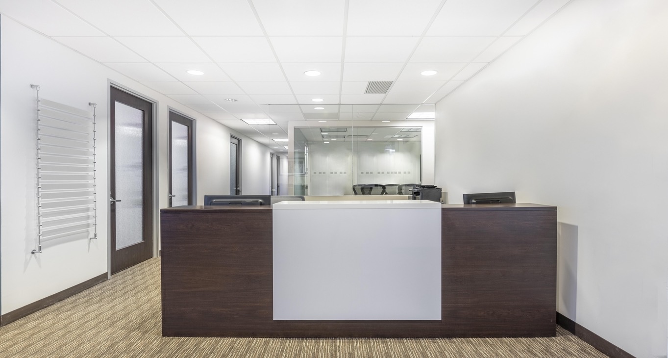 Rent office Forest Hills Tower — photo 3