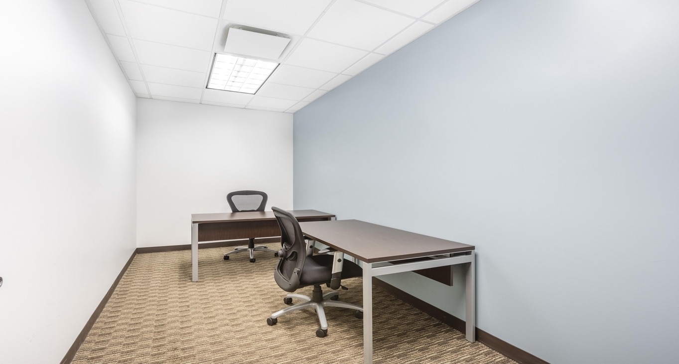 Rent office Forest Hills Tower — photo 5