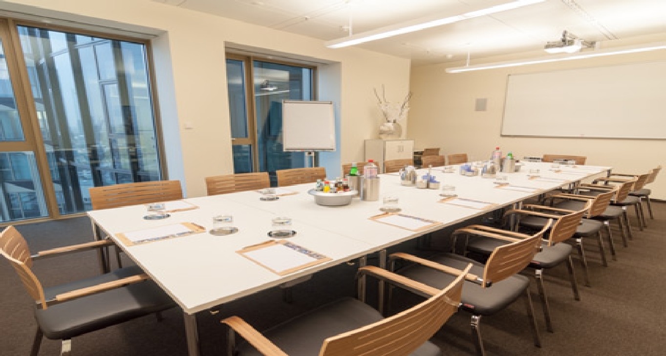 Rent office Friedrich-Ebert-Anlage — photo 12