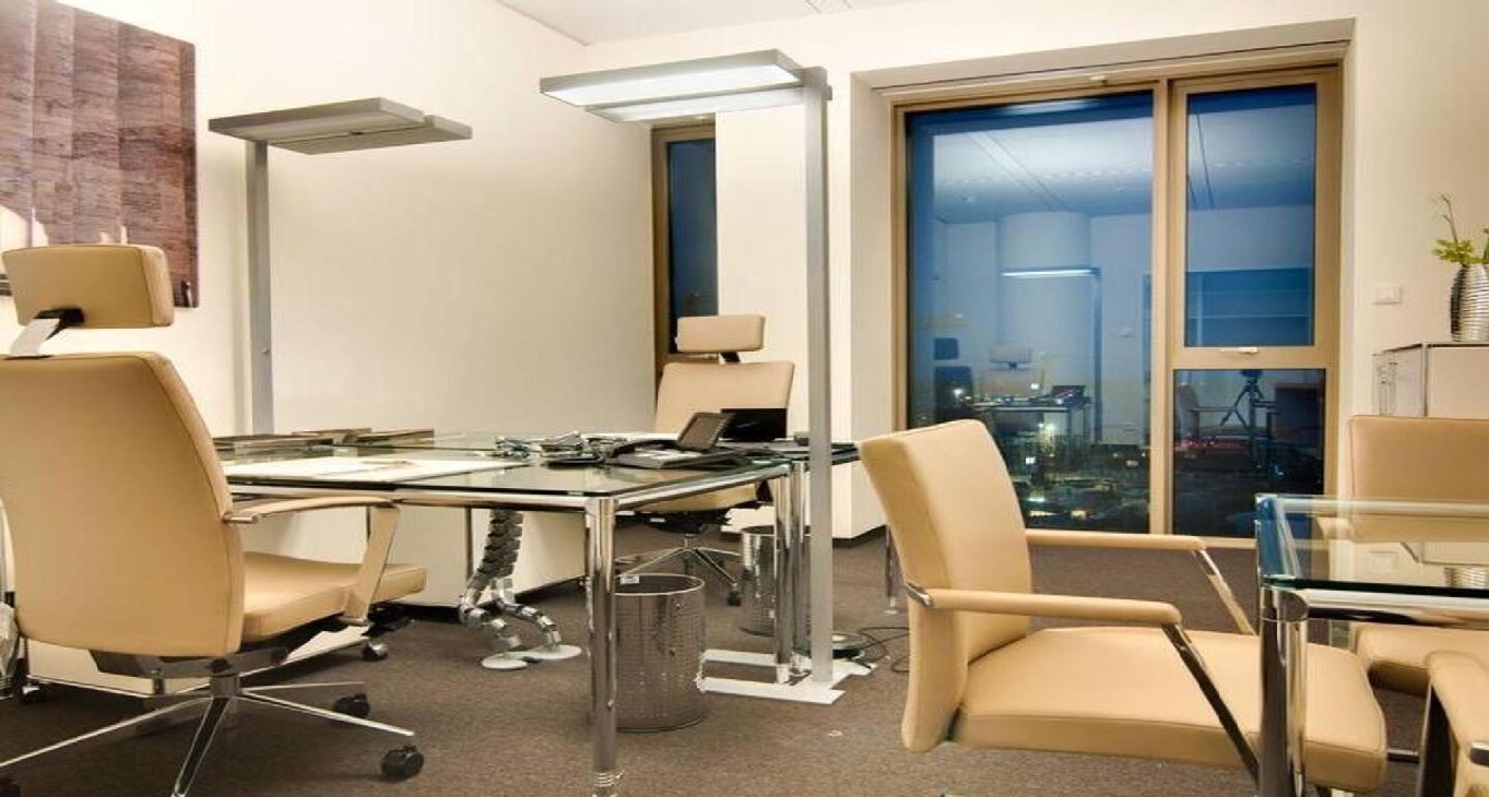 Rent office Friedrich-Ebert-Anlage 35-37 — photo 13