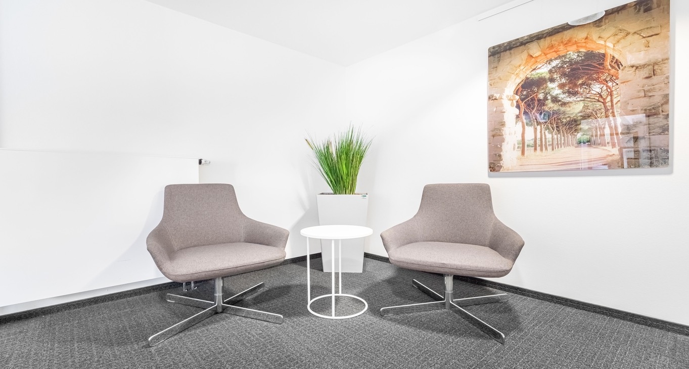 Rent office Fuenf Hoefe — photo 1