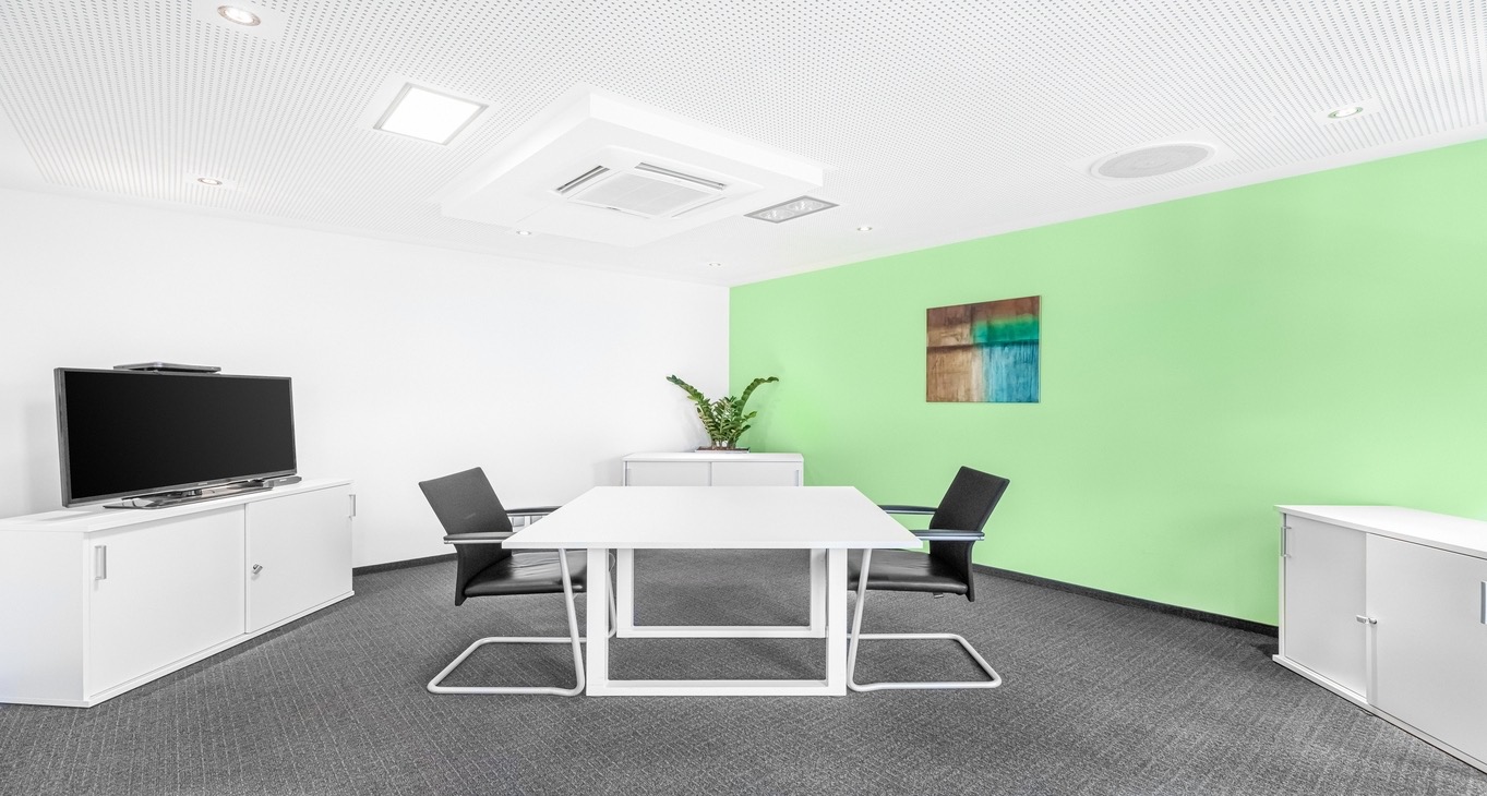 Rent office Fuenf Hoefe — photo 5