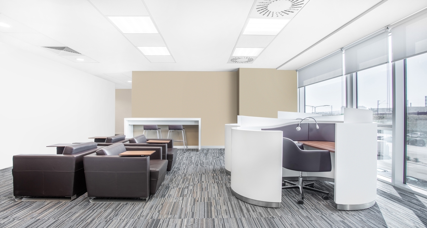 Business center Milutina Milankovica Blvd 9ž Rent office Milutina Milankovica Blvd 9ž — photo 1