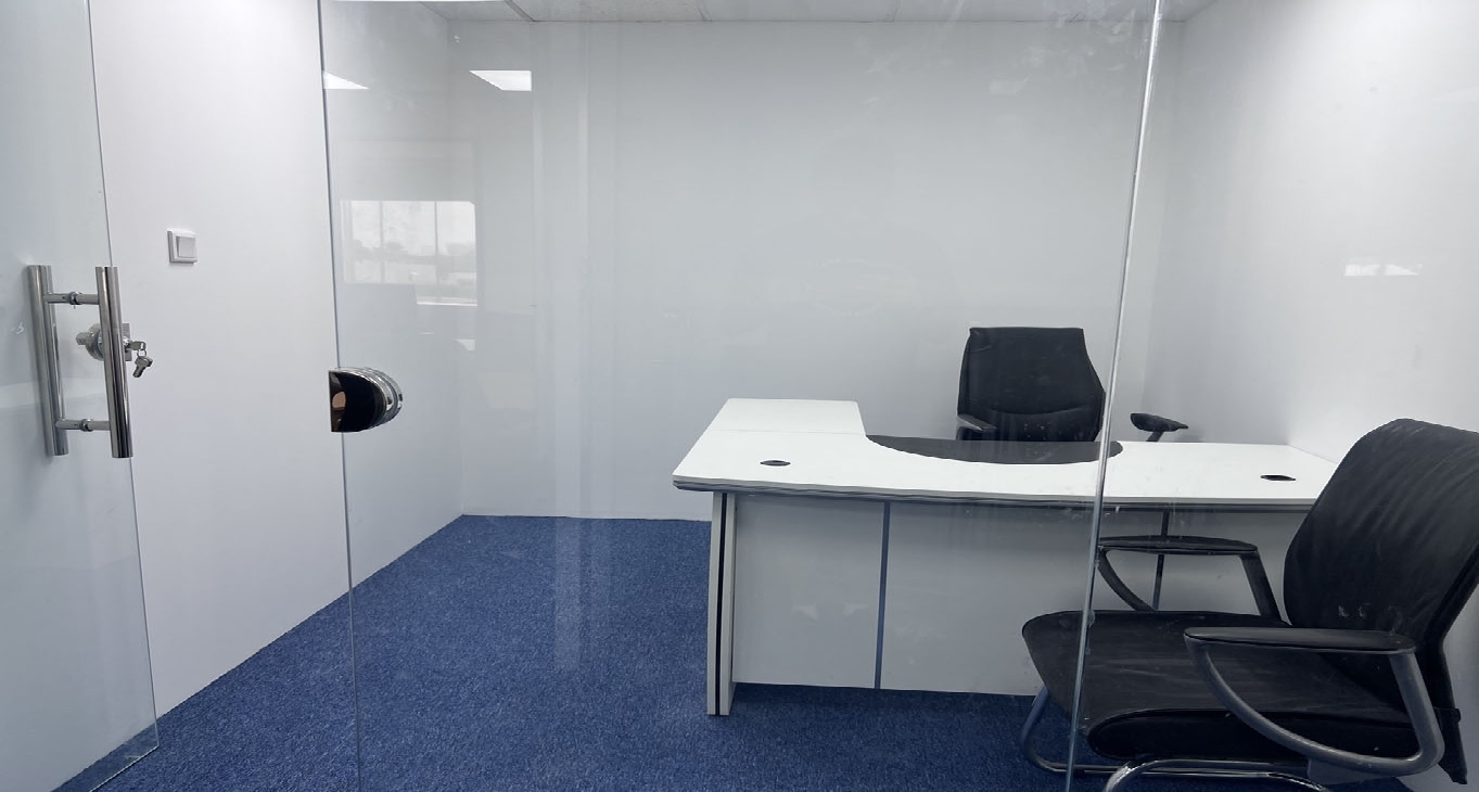 Pusat bisnis Garhoud Atrium Rent office Garhoud Atrium — photo 1