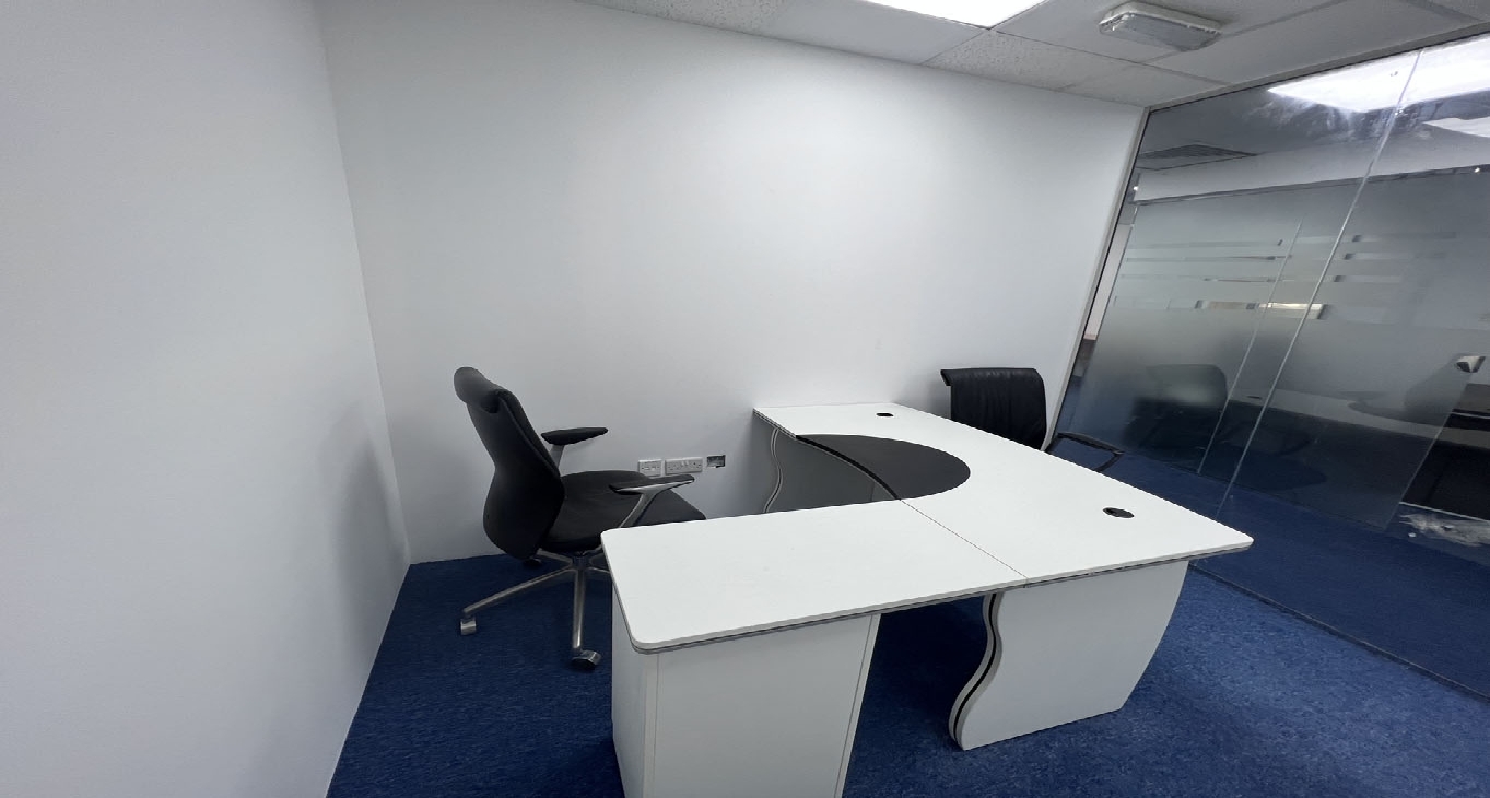 Pusat bisnis Garhoud Atrium Rent office Garhoud Atrium — photo 8