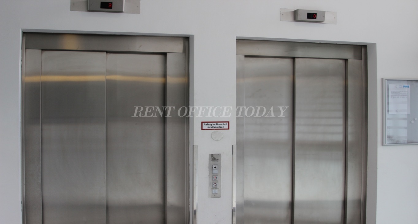 Rent office Geschäftshaus Skyline — photo 6