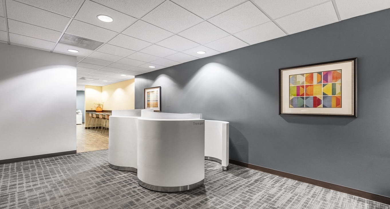 Business center Glenridge Highlands One Rent office Glenridge Highlands One — photo 1