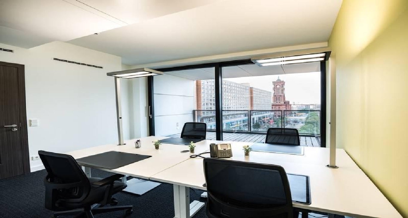 Rent office Regus Alexanderplatz — photo 3