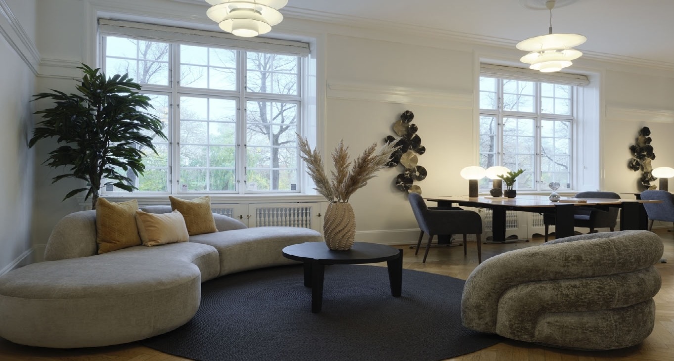 Business center Grønningen 19, 1 Rent office Grønningen 19, 1 — photo 1