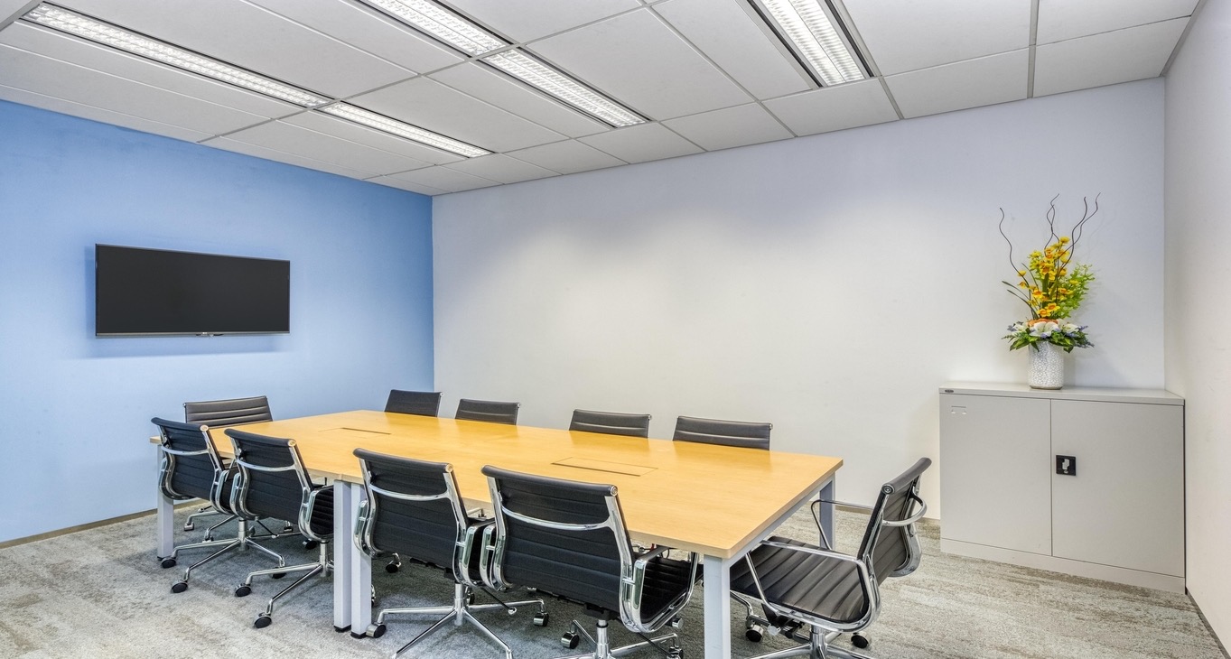Business center Guoco Tower Rent office Guoco Tower — photo 4