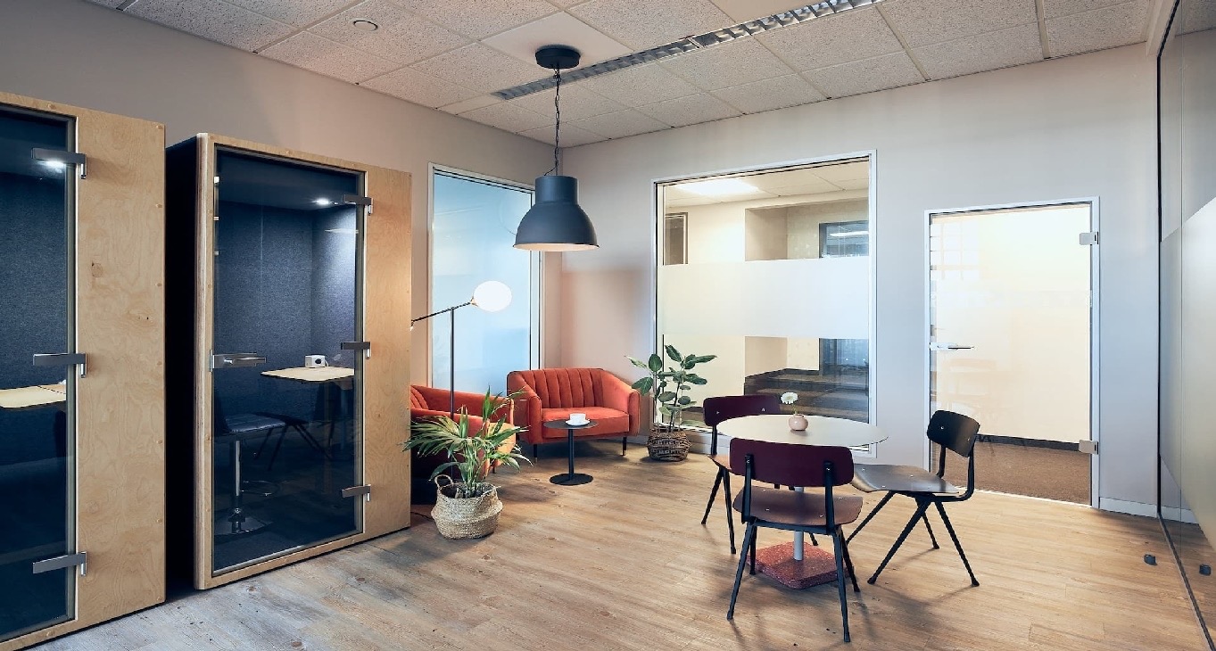 Rent office Gustav-Meyer-Allee 25 — photo 8