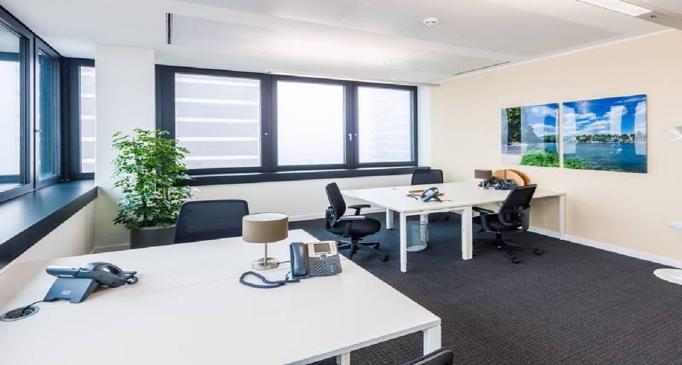 Rent office Regus Mundsburg Tower — photo 11