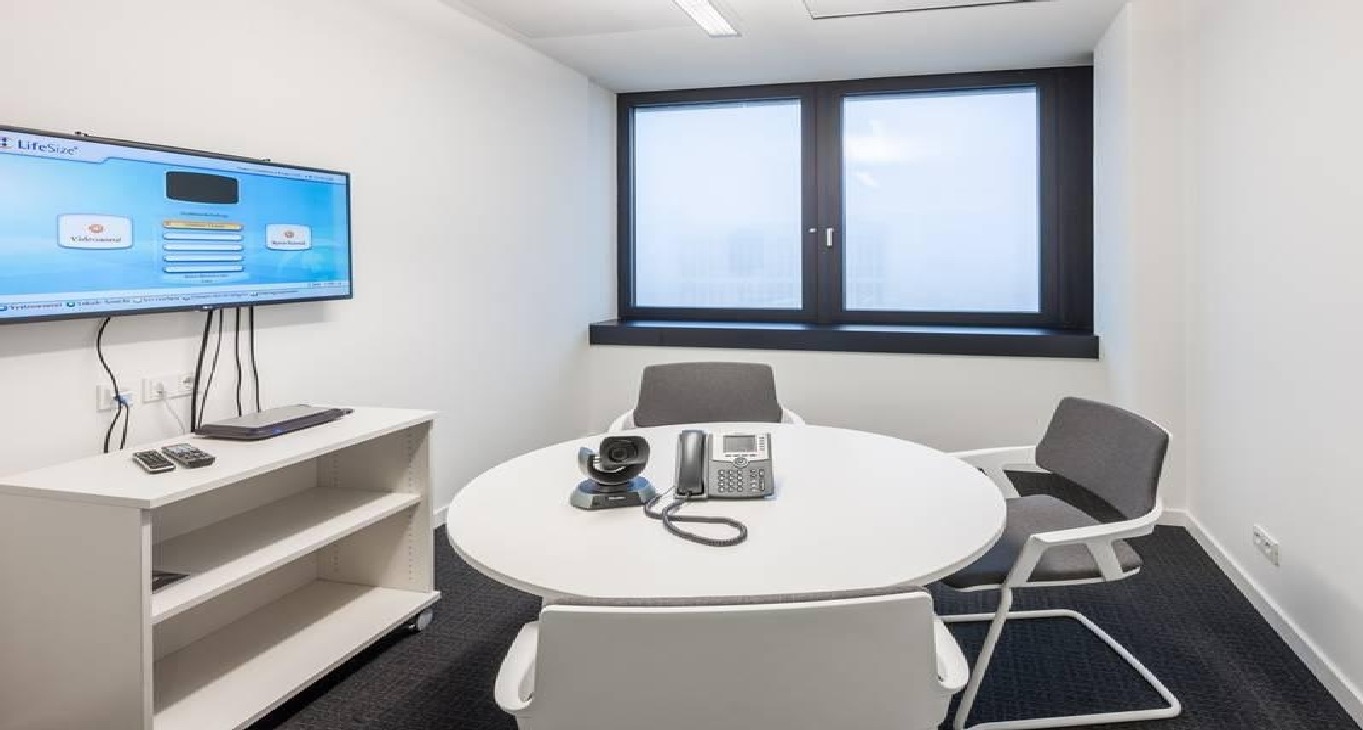 Rent office Regus Mundsburg Tower — photo 2