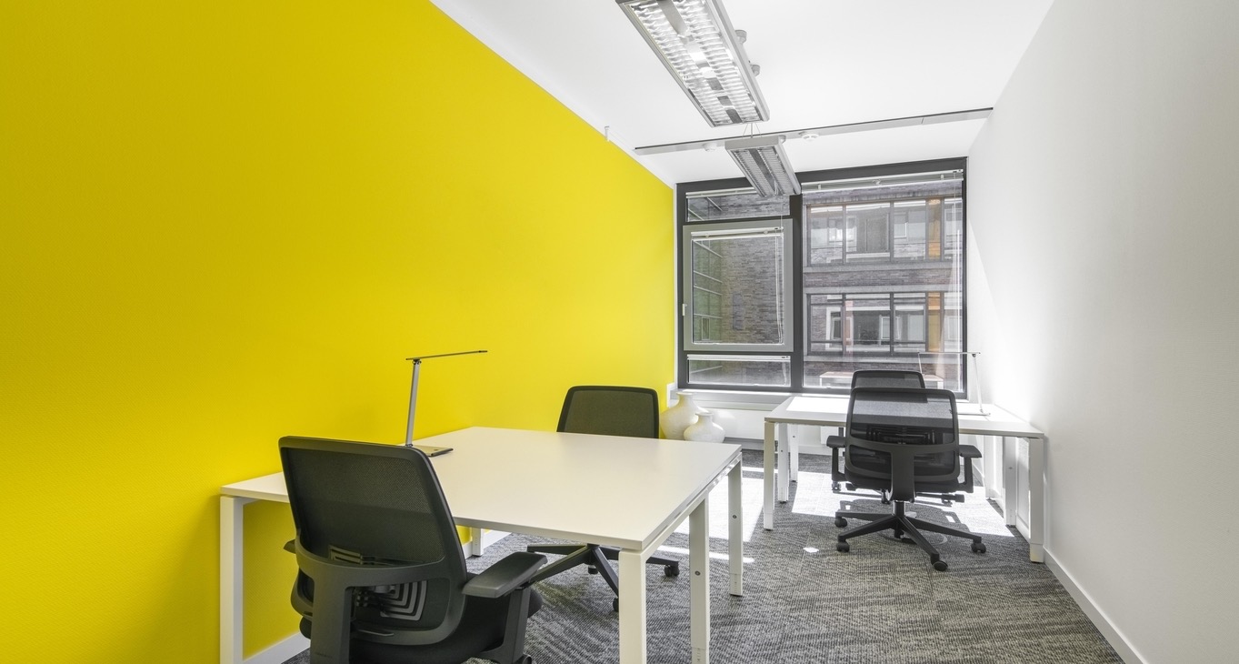 Rent office Regus AOC Hanauer Landstraße — photo 9