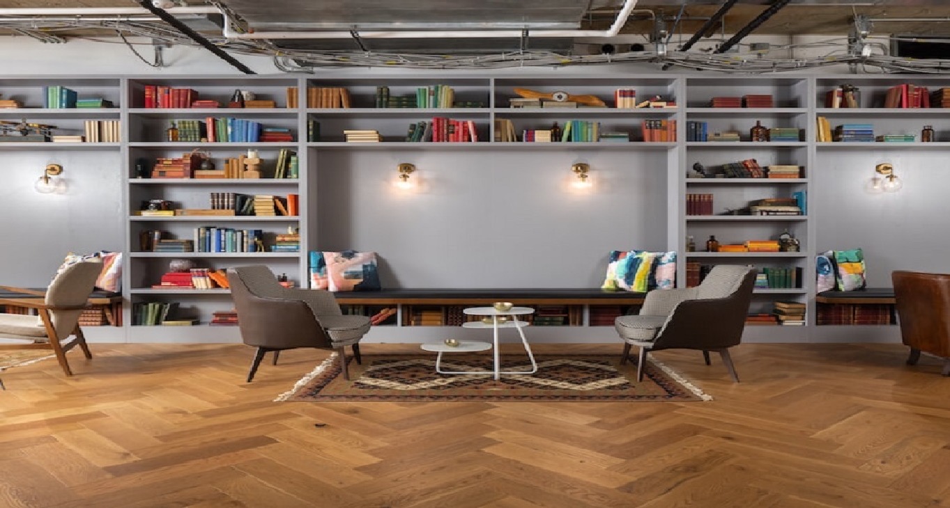 Rent office Hausvogteiplatz 12 — photo 1