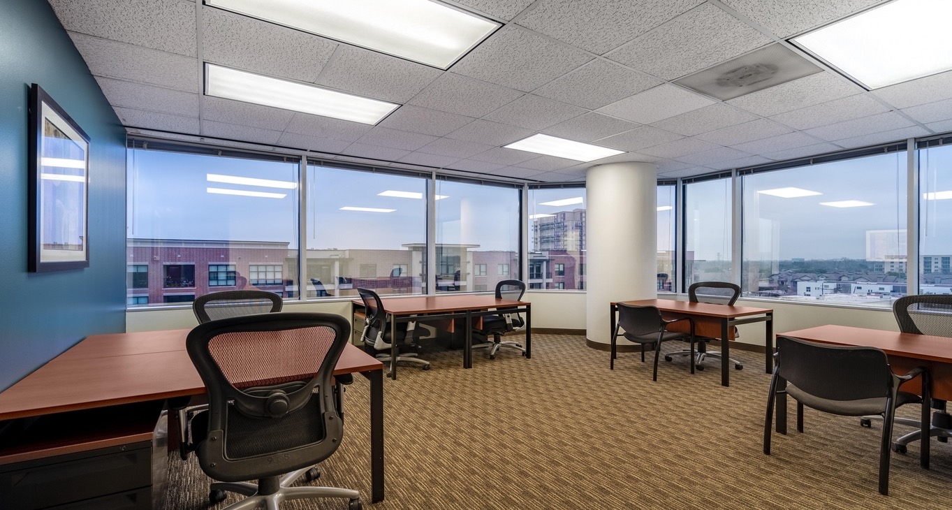 Rent office Highland Park Place — photo 3