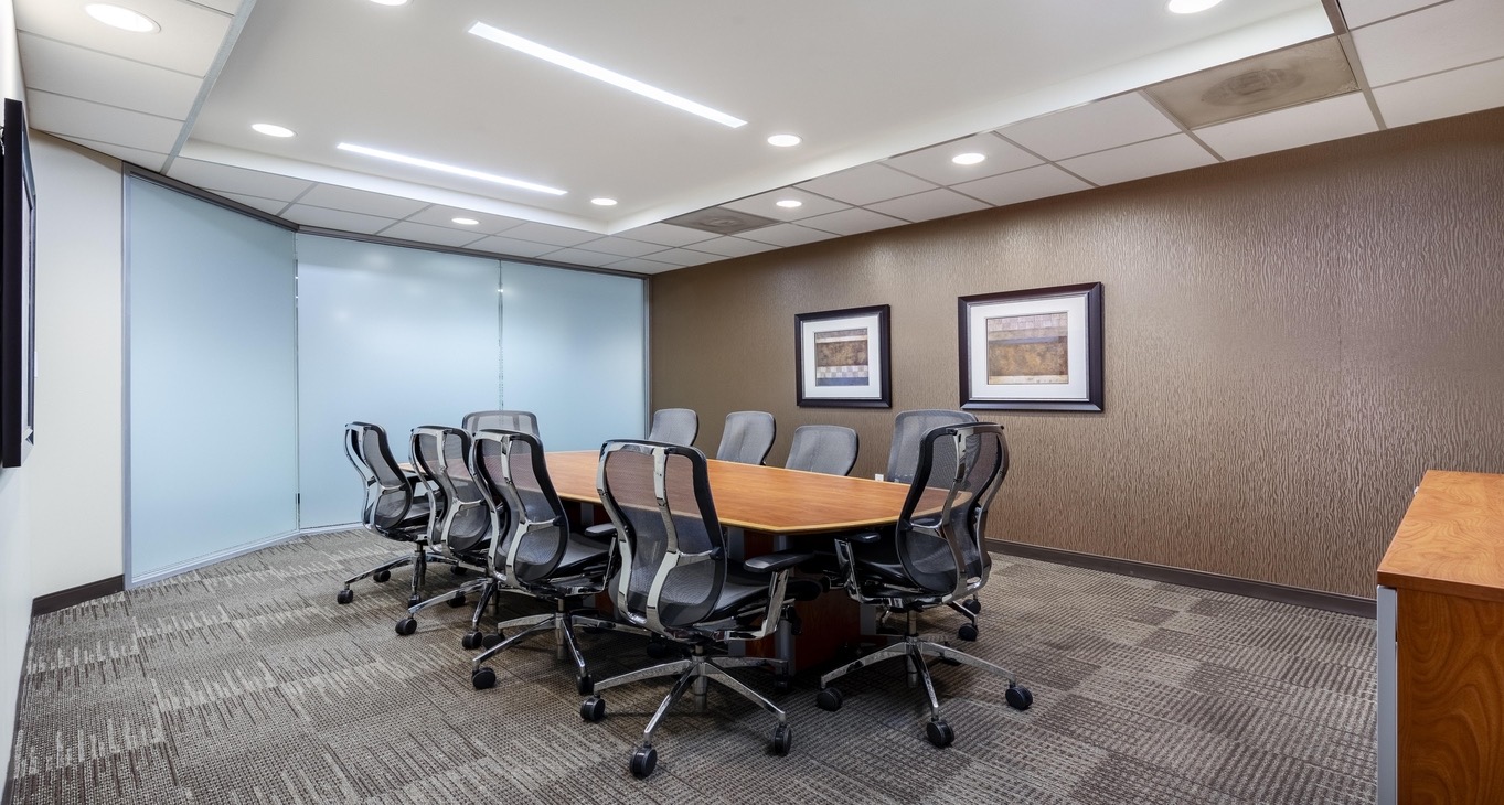 Rent office Highland Park Place — photo 6