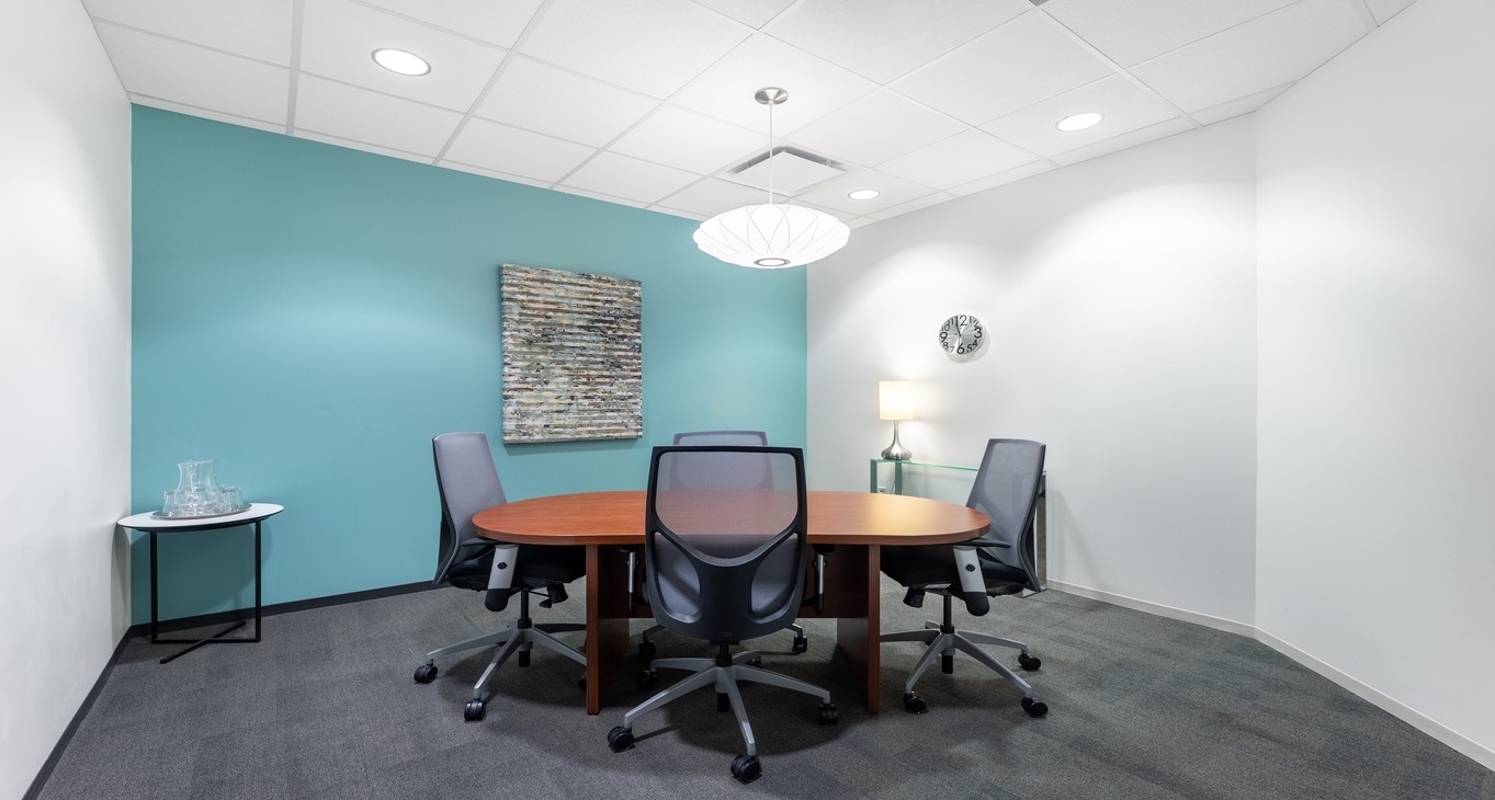 Rent office Hill Country Galleria — photo 8