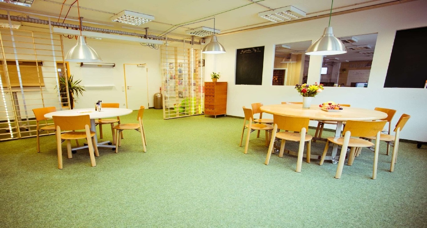 Business center Hongkongstraße 1 Rent office Hongkongstraße 1 — photo 1