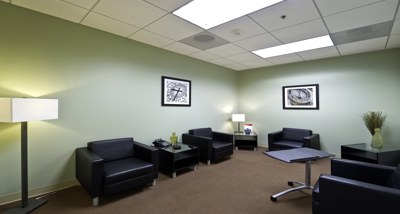 Üzleti központ Howard Hughes Center Rent office Howard Hughes Center — photo 4