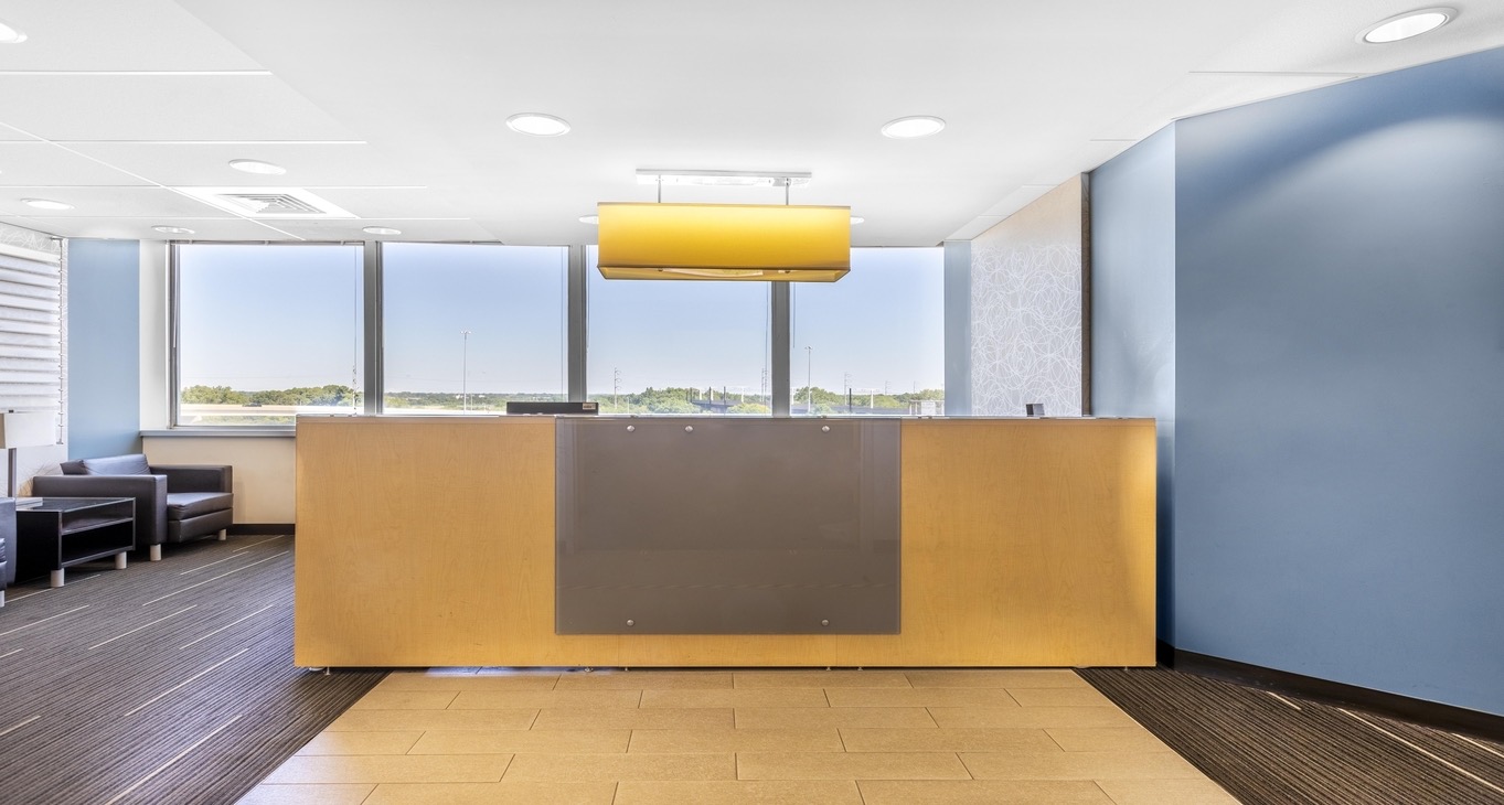 Rent office International Plaza — photo 2