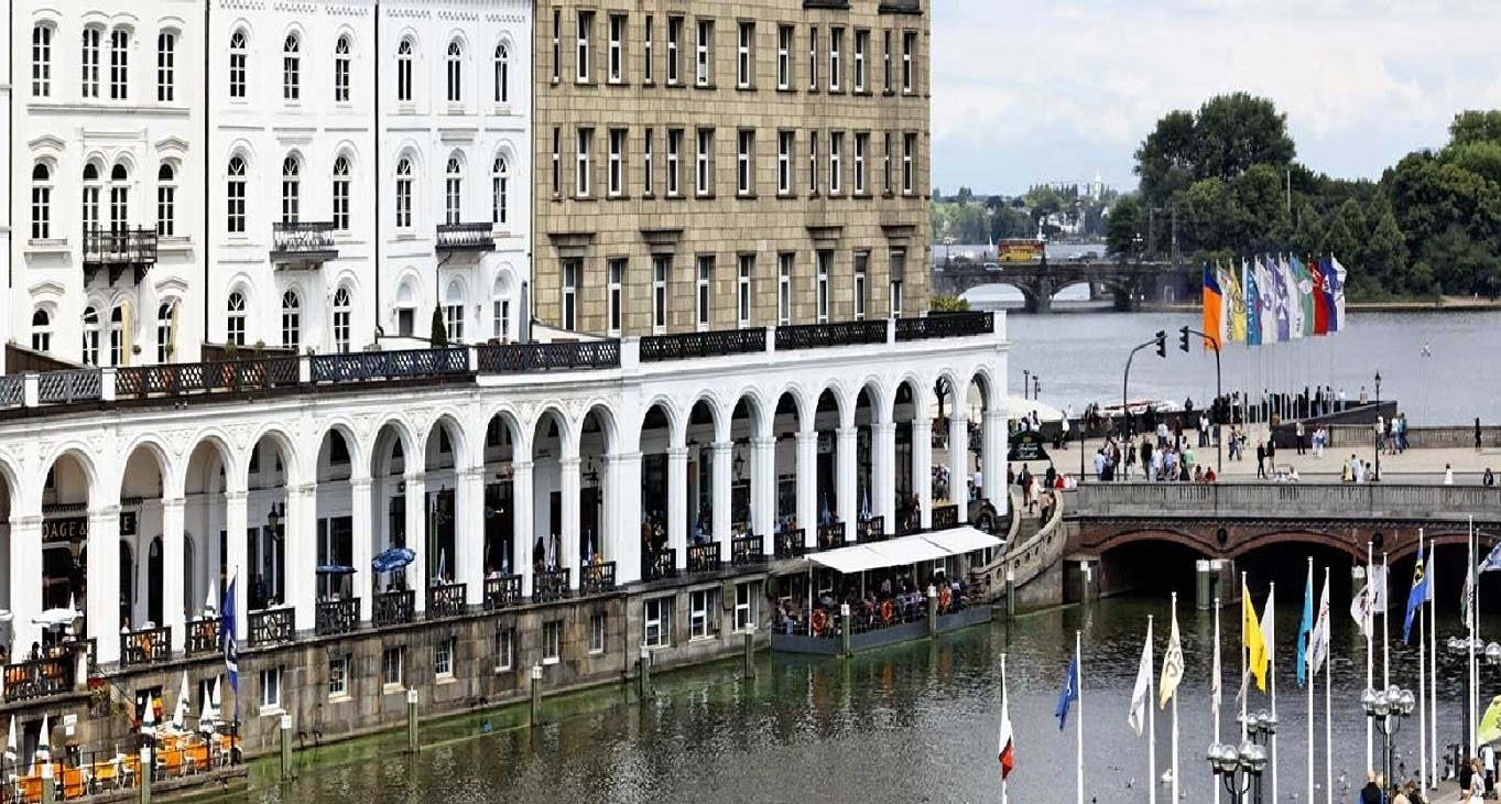 Why base your business in Hamburg