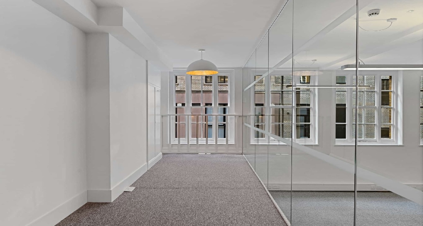 Rent office Kenrick Place — photo 14