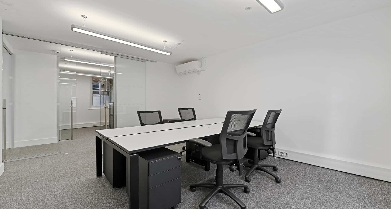 Rent office Kenrick Place — photo 3