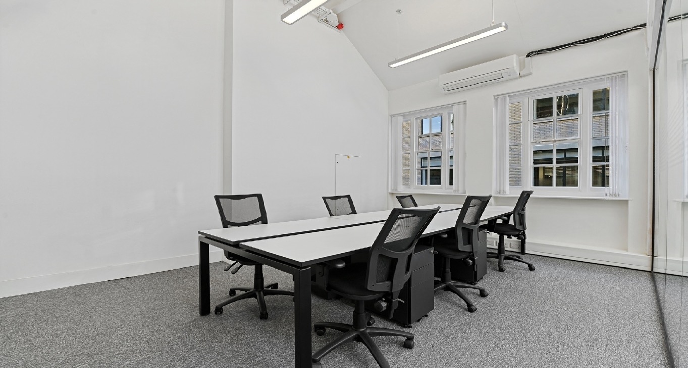 Rent office Kenrick Place — photo 6