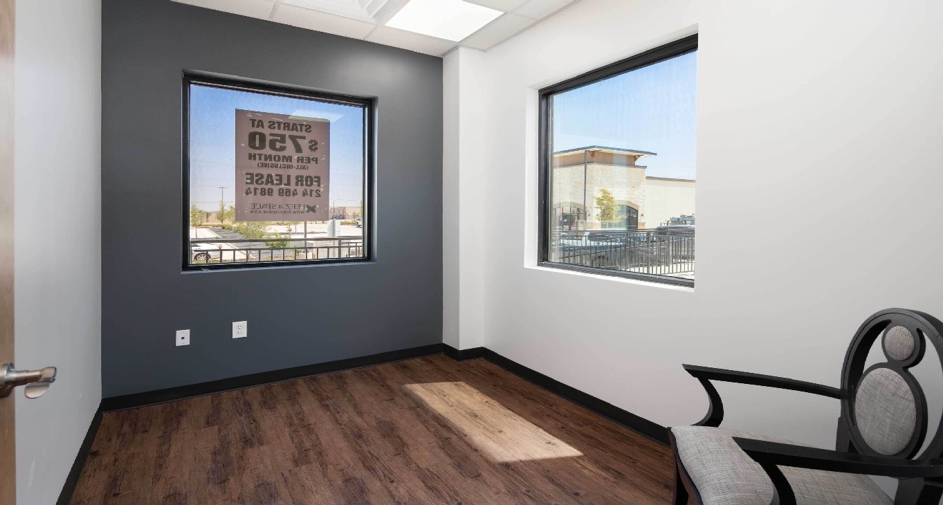 Rent office King Road 14111 — photo 5