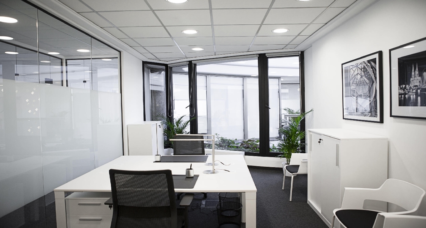 Pusat perniagaan Kneza Mihaila 30 Rent office Kneza Mihaila 30 — photo 6