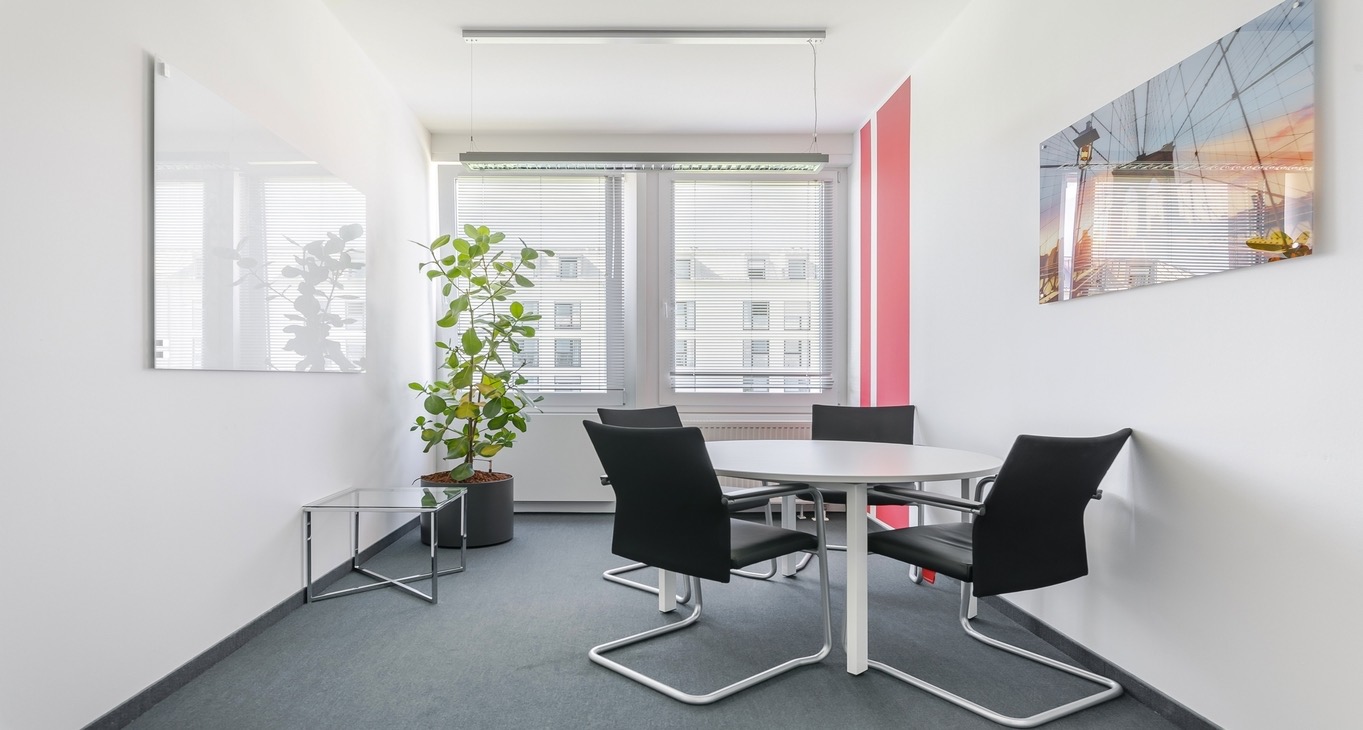 Бизнес-центр Regus Messe München Rent office Regus Messe München — photo 7