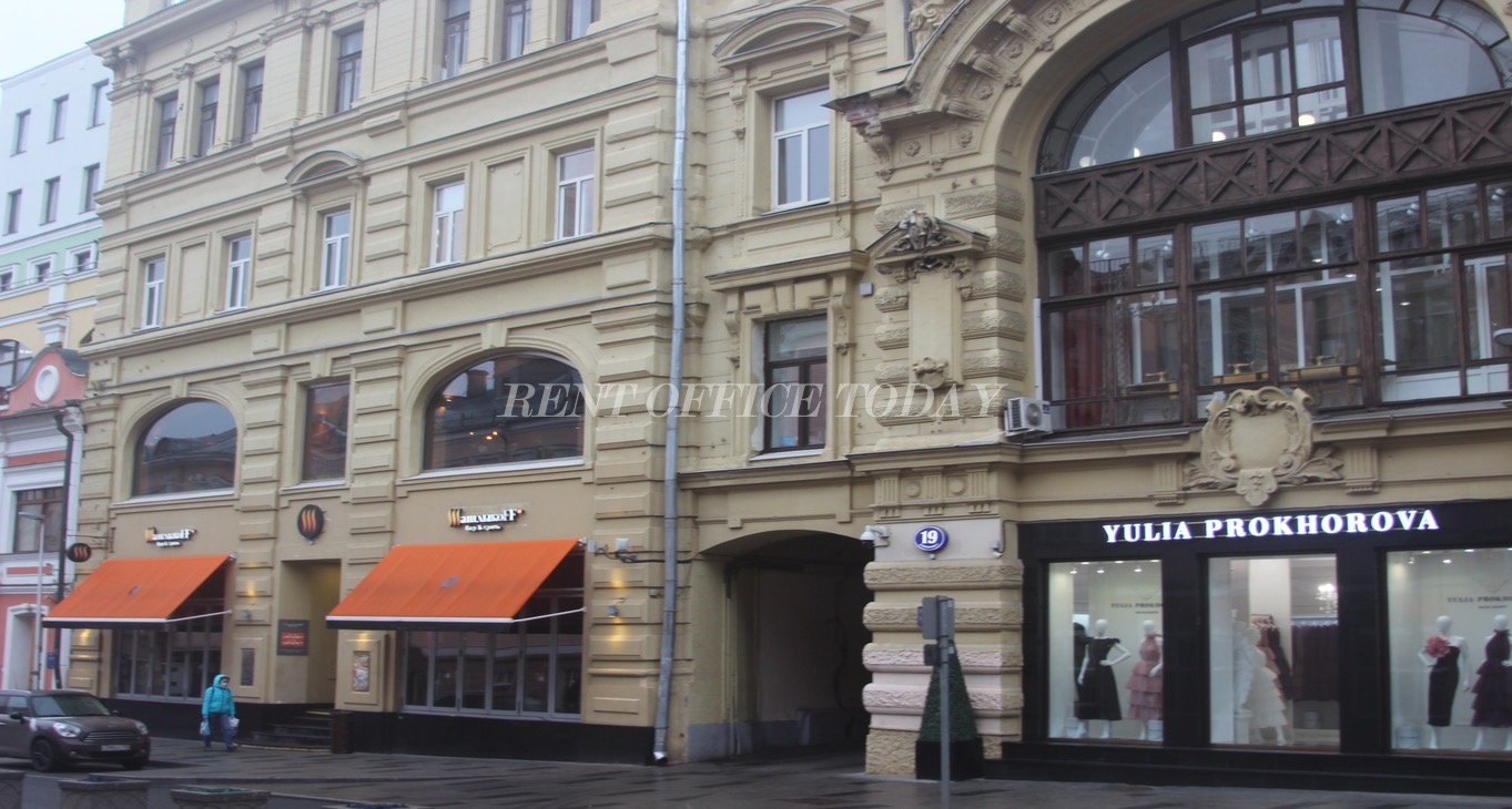 Kuznetskiy most 19s2, Kuznetskiy Most Street, 19 b. 2 — office space for rent, photo 1
