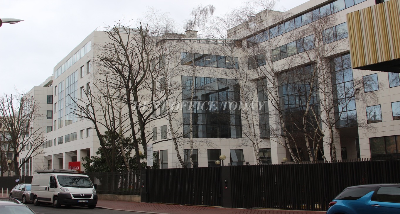 Rent office L’ARC EN CIEL — photo 8