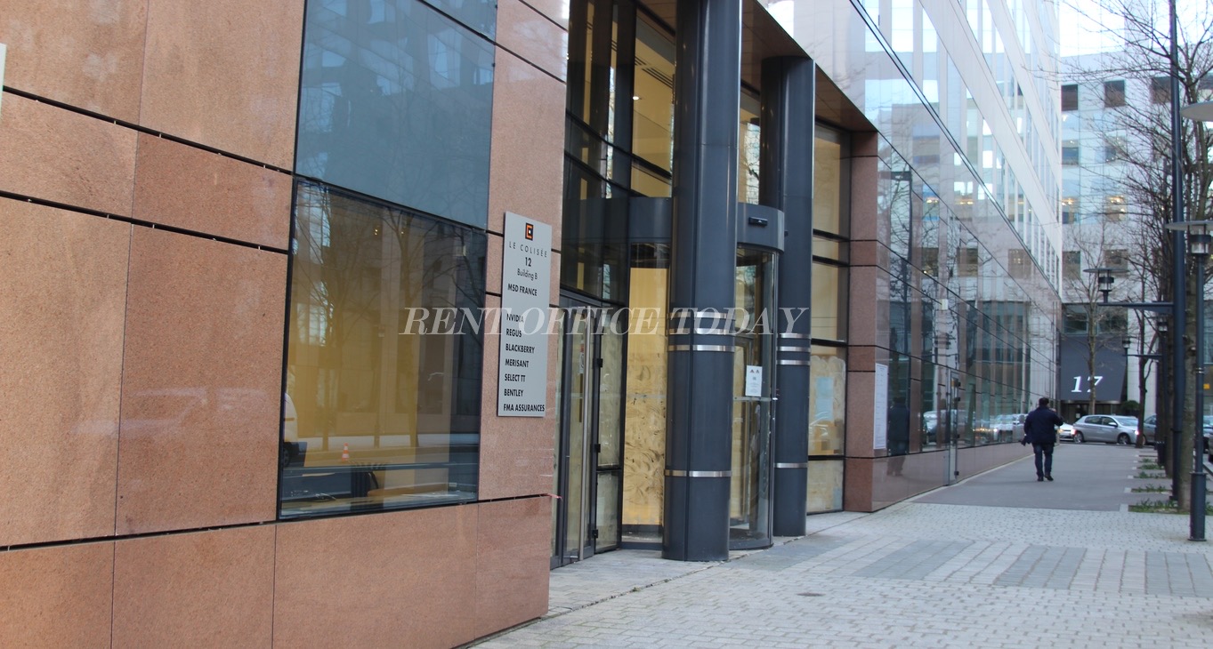 Rent office LE COLISEE — photo 6