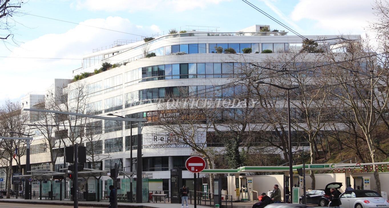 Rent office 1 BOULEVARD VICTOR — photo 5