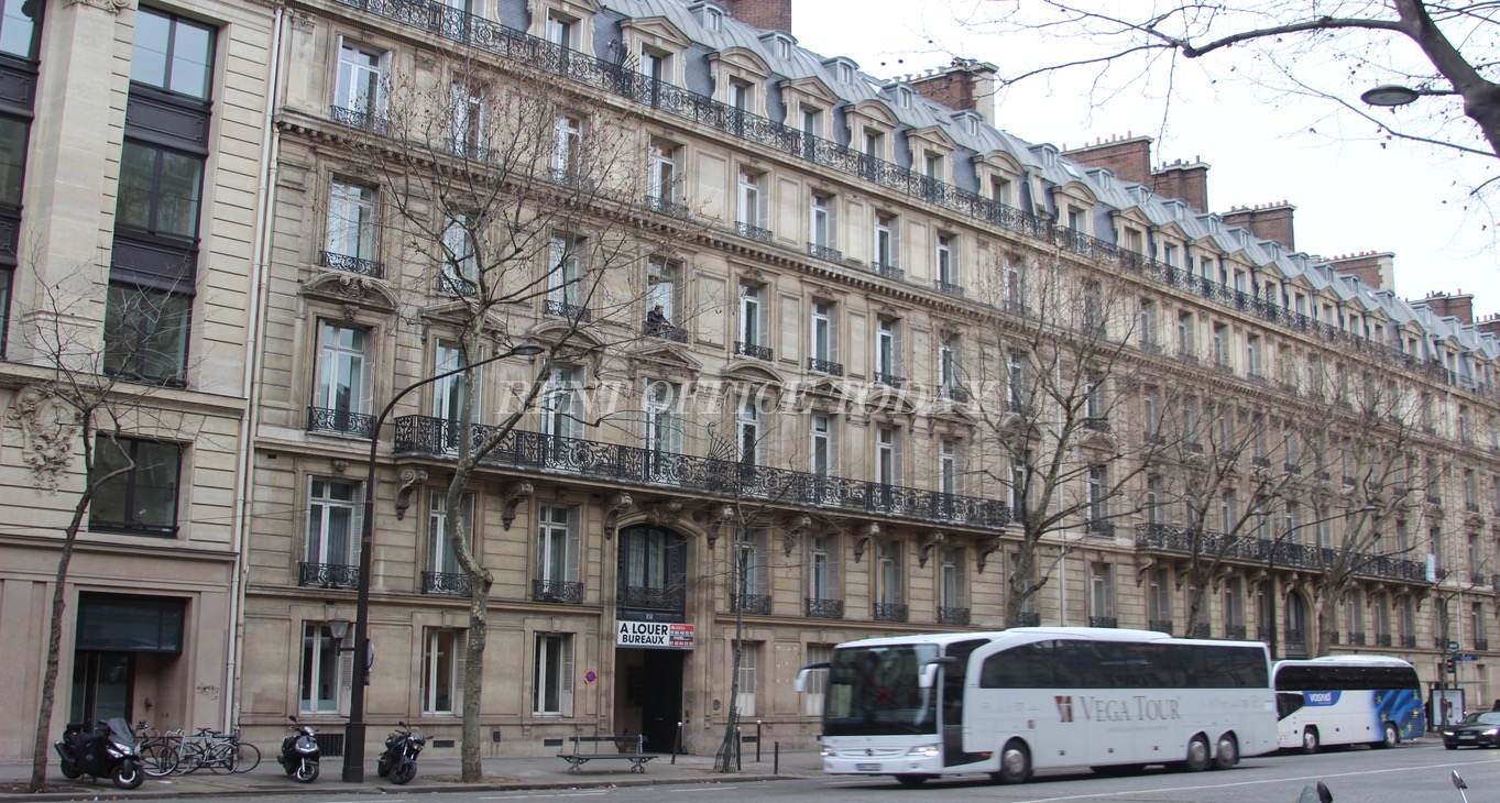 Rent office 151 BOULEVARD HAUSSMANN — photo 12