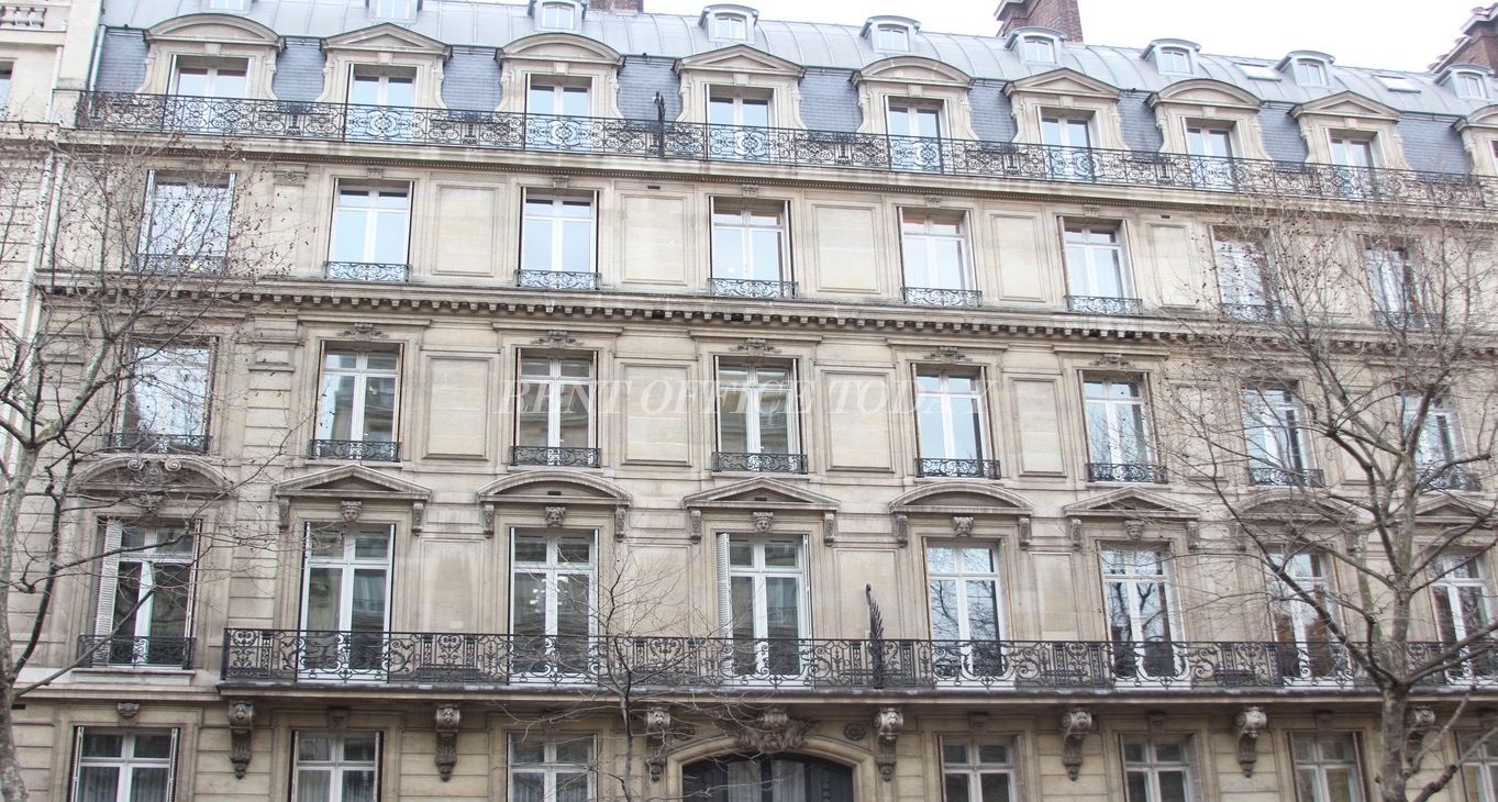 Rent office 151 BOULEVARD HAUSSMANN — photo 11