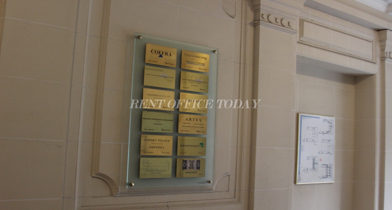 Rent office 151 BOULEVARD HAUSSMANN — photo 1