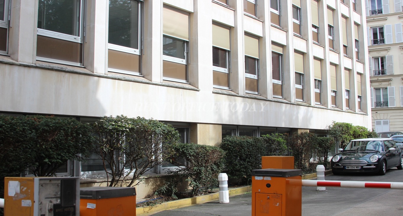 Rent office 30 RUE D'ORLEANS — photo 5