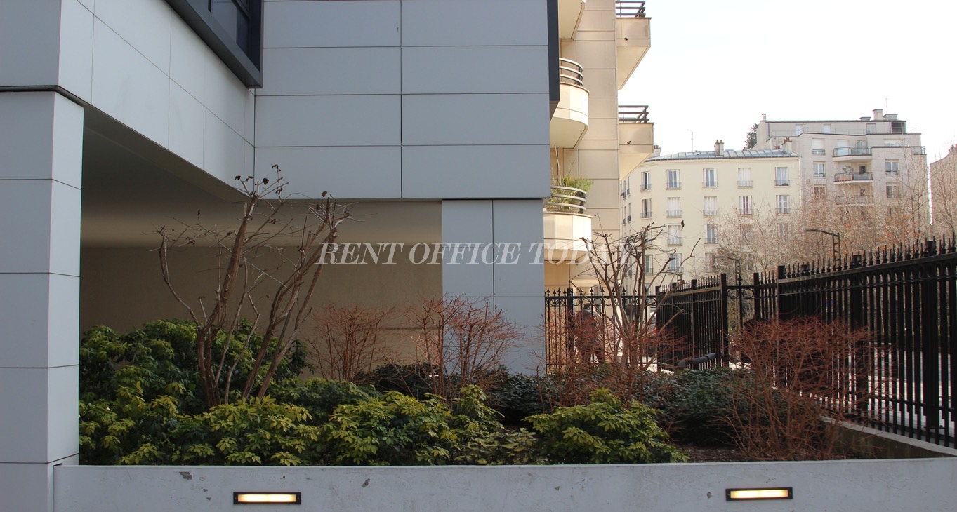 Rent office 68 RUE MARJOLIN — photo 3