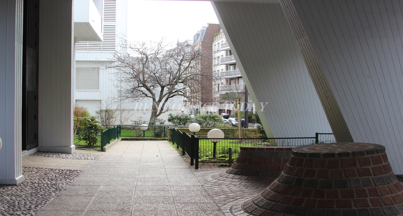 Rent office TOUR GEORGES PITARD — photo 2