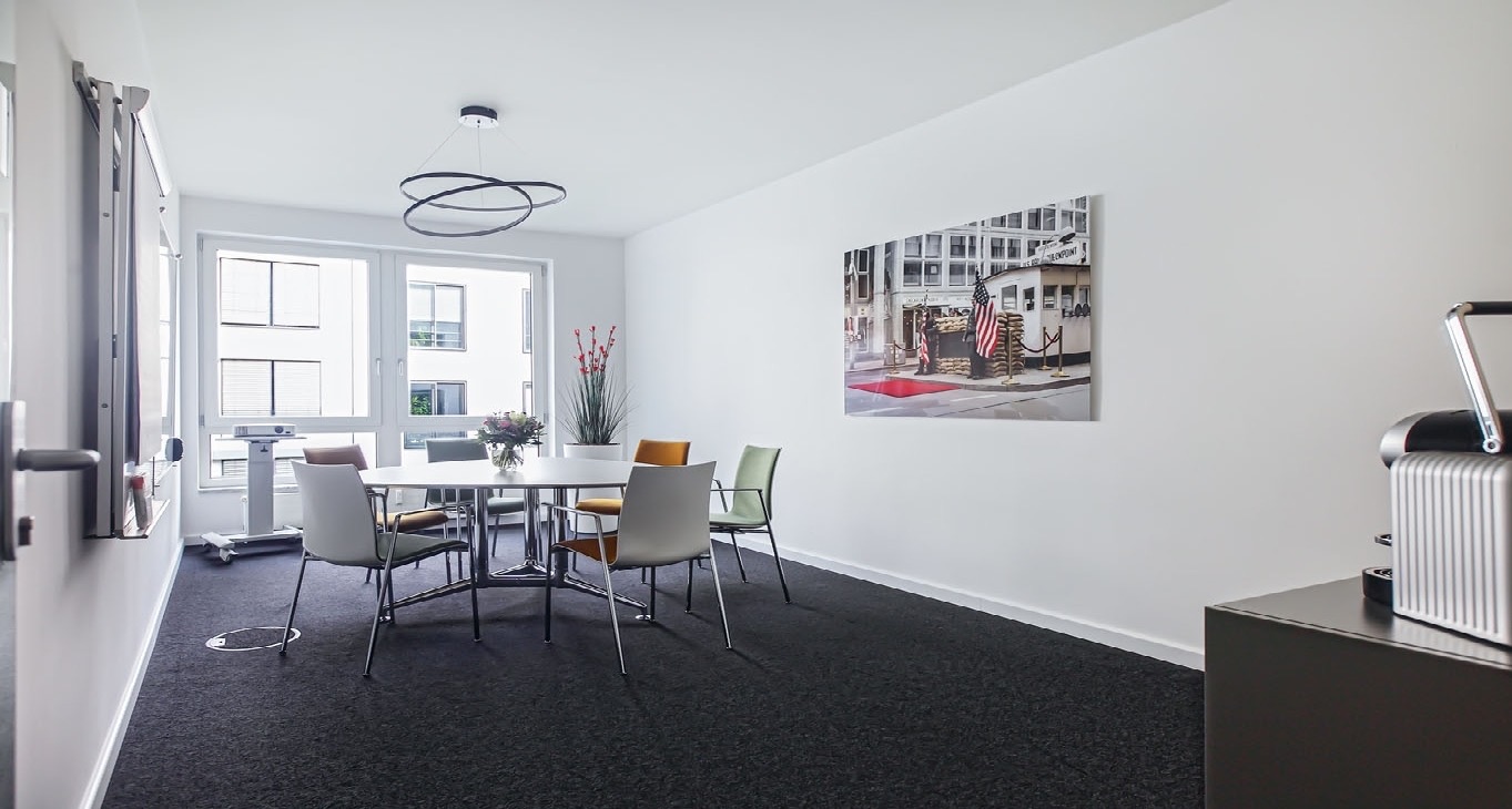 Rent office Spaces Design Offices Leipziger Platz — photo 19