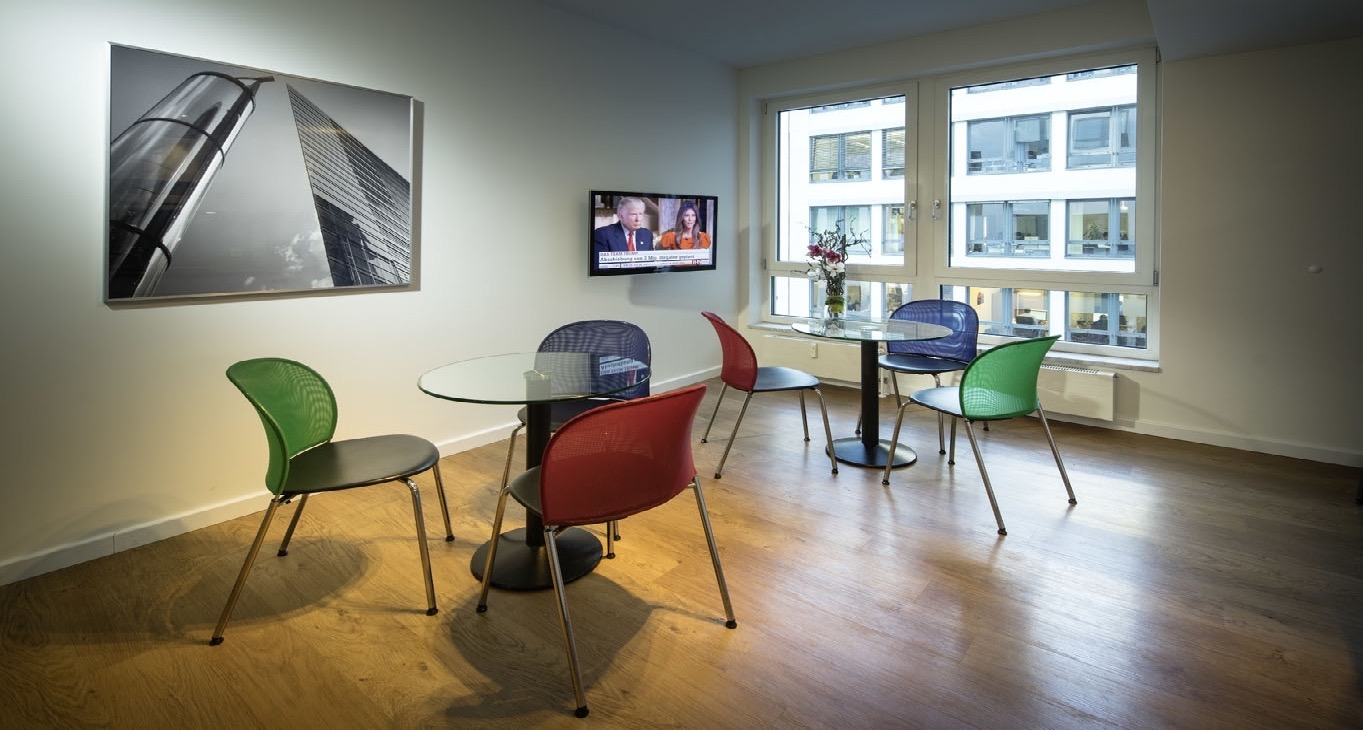 Rent office Spaces Design Offices Leipziger Platz — photo 4