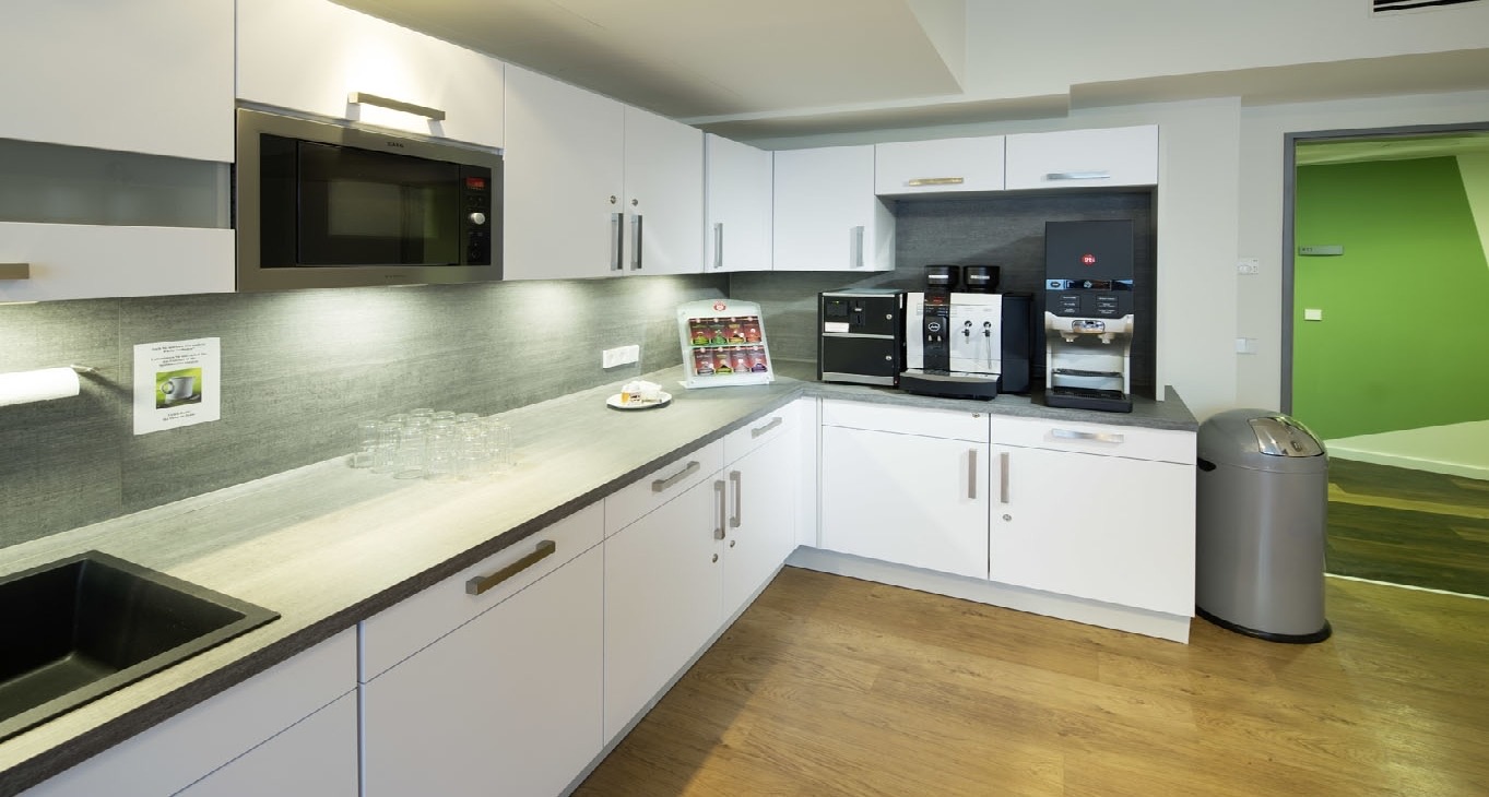 Rent office Spaces Design Offices Leipziger Platz — photo 6