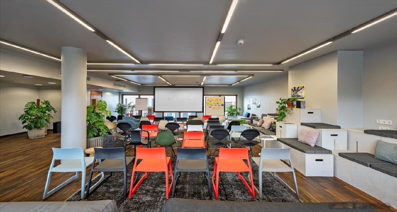 Rent office Leipziger Platz 9 — photo 11
