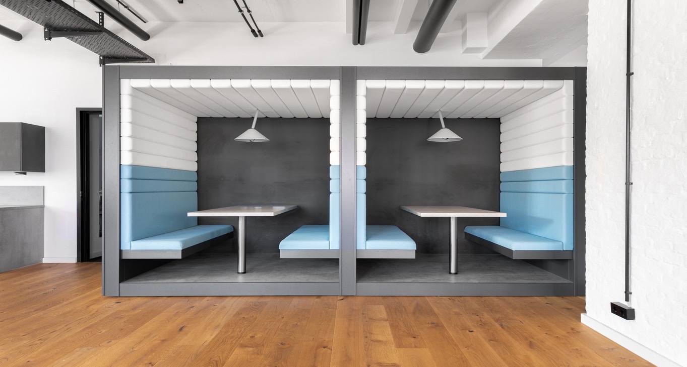 Rent office Leuchtenfabrik — photo 1